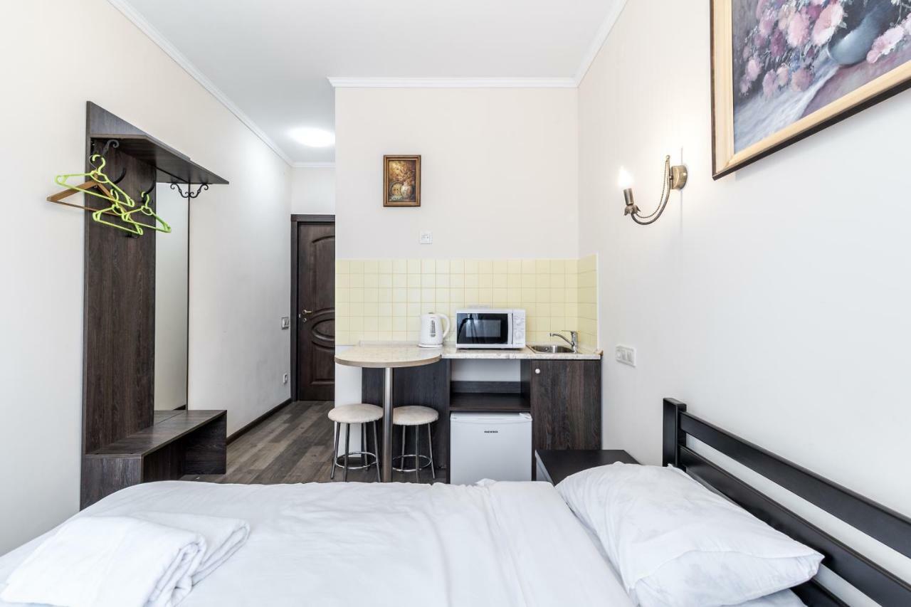Opera House Apartment 2 Lviv Ngoại thất bức ảnh
