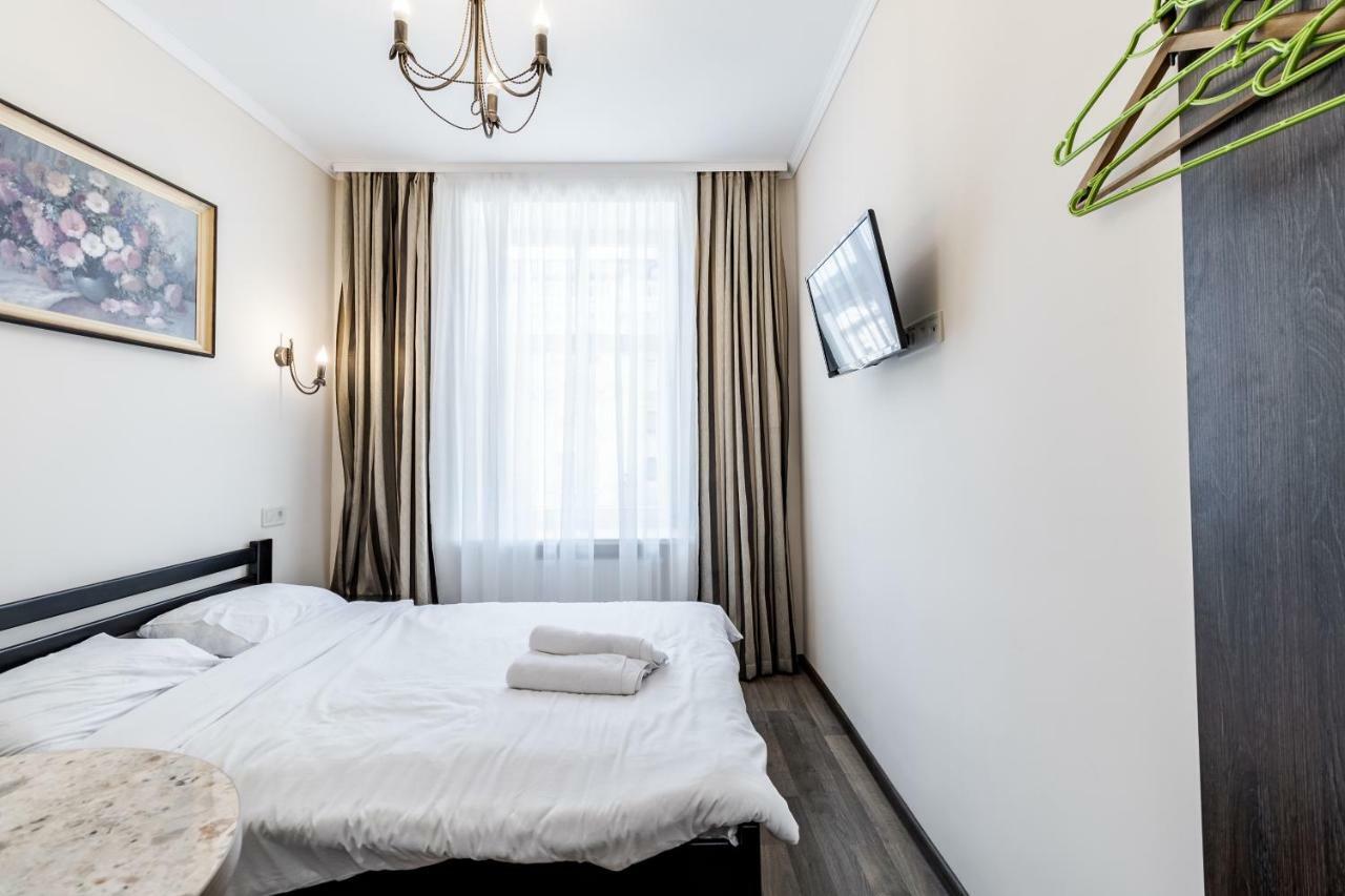 Opera House Apartment 2 Lviv Ngoại thất bức ảnh