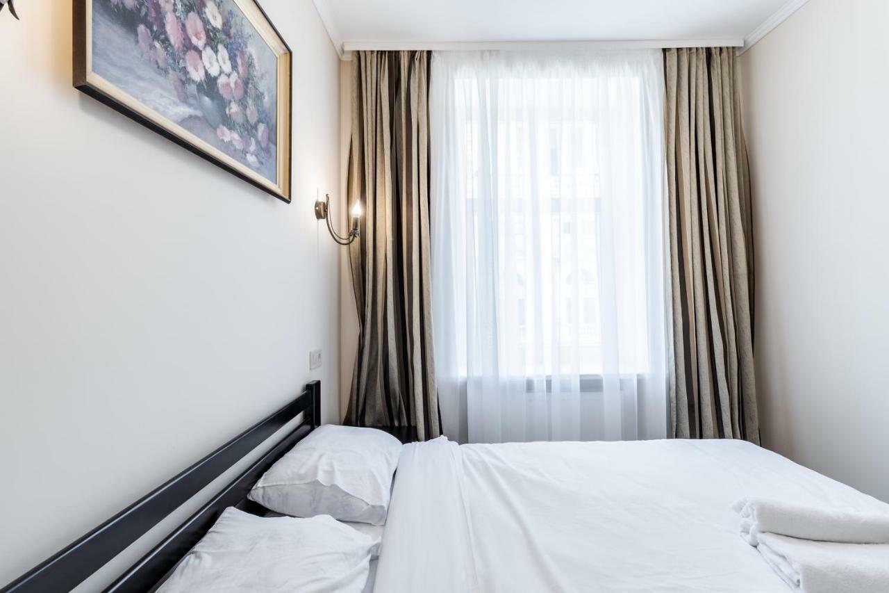 Opera House Apartment 2 Lviv Ngoại thất bức ảnh