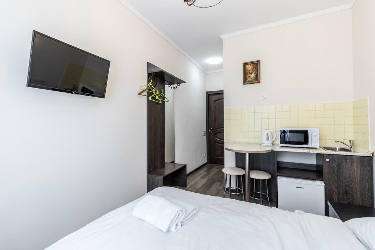 Opera House Apartment 2 Lviv Ngoại thất bức ảnh