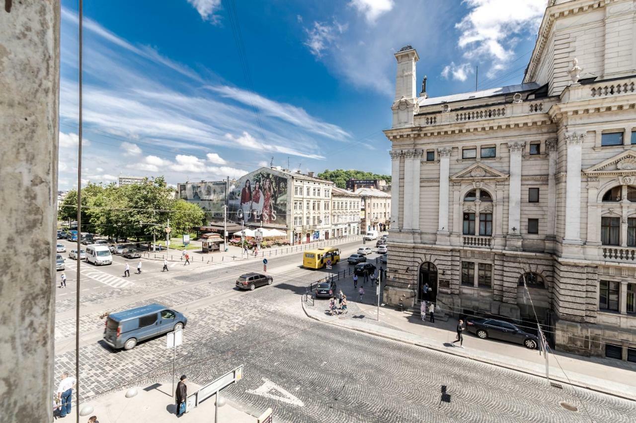 Opera House Apartment 2 Lviv Ngoại thất bức ảnh